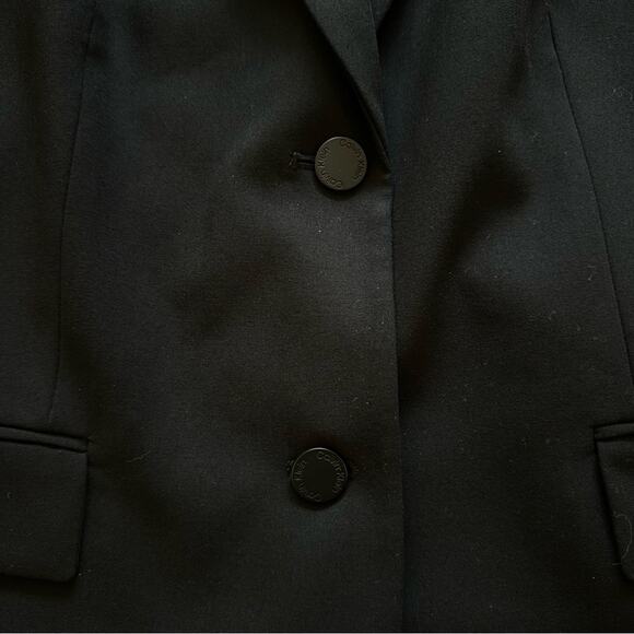 Calvin Klein black two button blazer jacket size 14
b11 - Picture 3 of 5